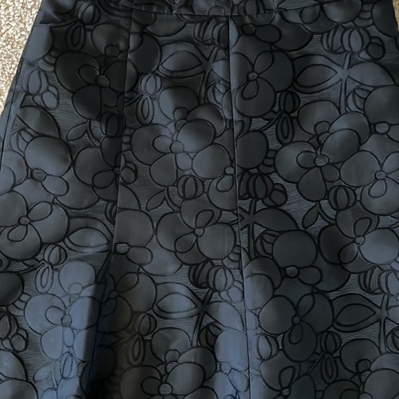Black Floral A-Line Skirt from J. Crew Factory - Picture 2 of 4